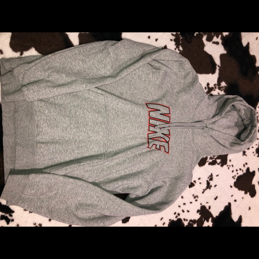nike hoodie